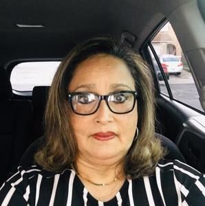 Meet your Posher, Olivia